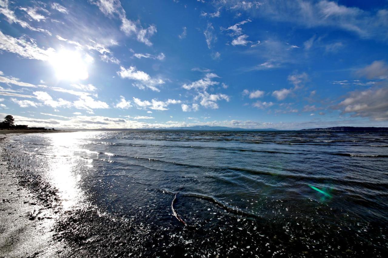 Maxwelton Beach Sunsets! Kayaks & Paddleboards! 1 Min Walk To The Water! Clinton Luaran gambar
